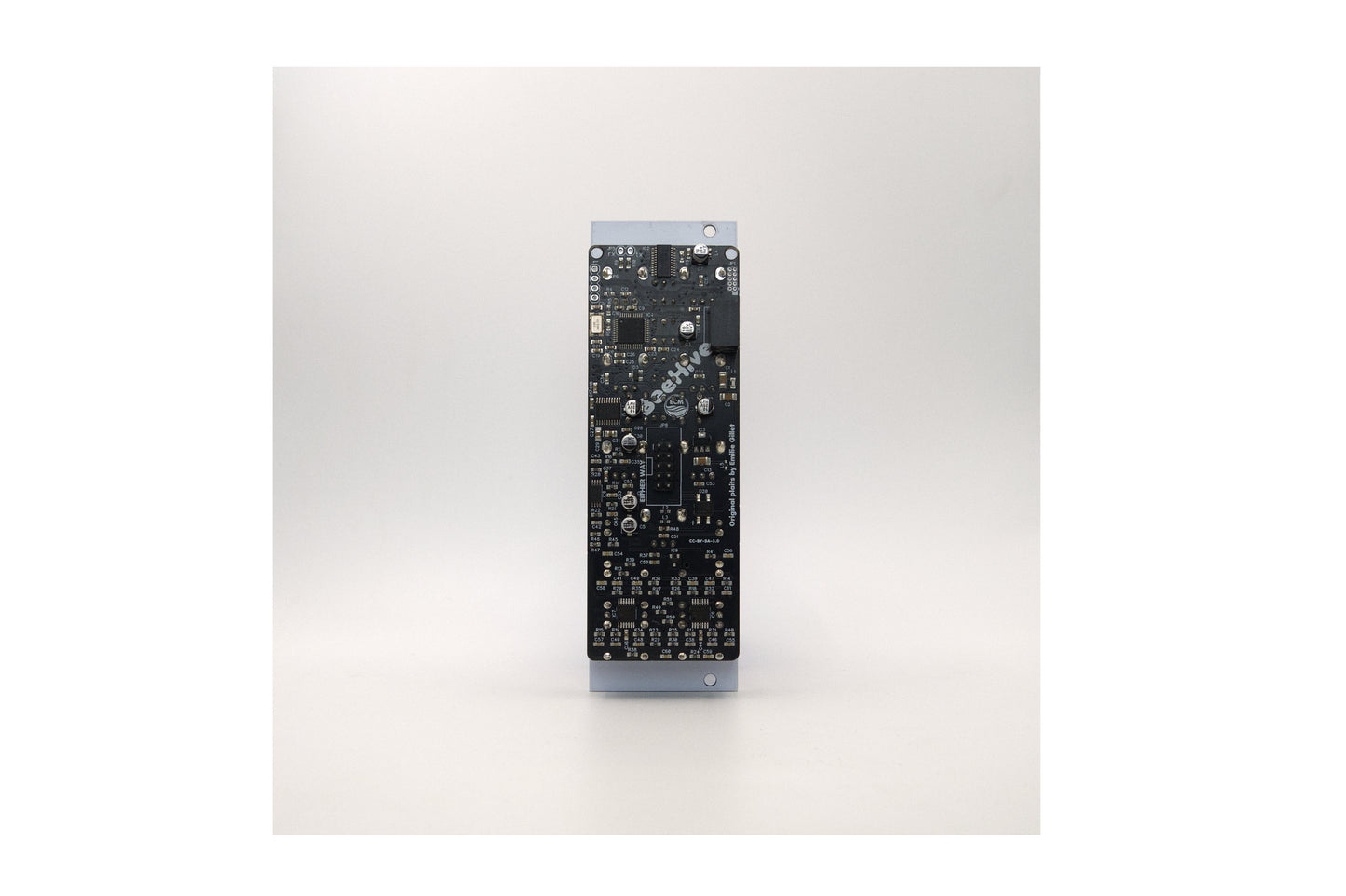 Beehive — Macro Oscillator